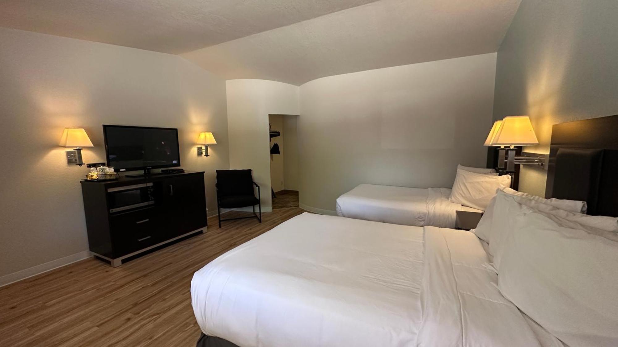 The Shelby Inn Shelbyville Экстерьер фото